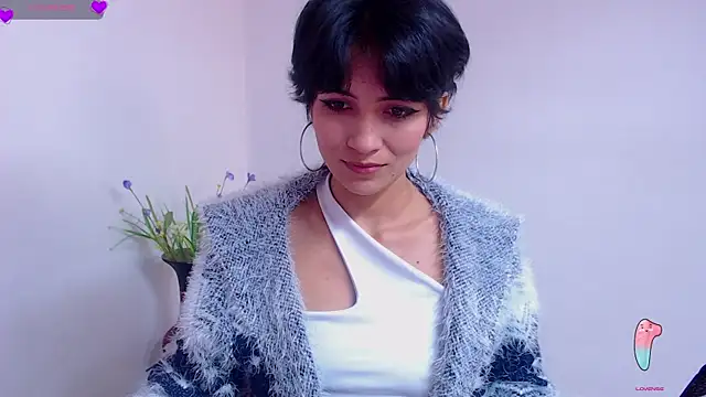 Snapshot of Hannaaaa__ chatting on 26, 1, 2025 Hannaaaa online show from 26, 1, 2025