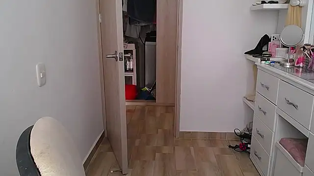 Snapshot of Barbie_girl_69 chatting on 9, 4, 2026 Barbie girl 69 online show from 9, 4, 2026