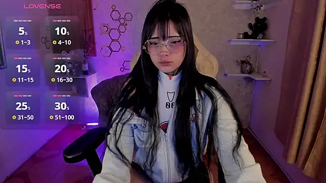 Snapshot of mia_catt05 chatting on 28, 9, 2025 mia catt05 online show from 28, 9, 2025