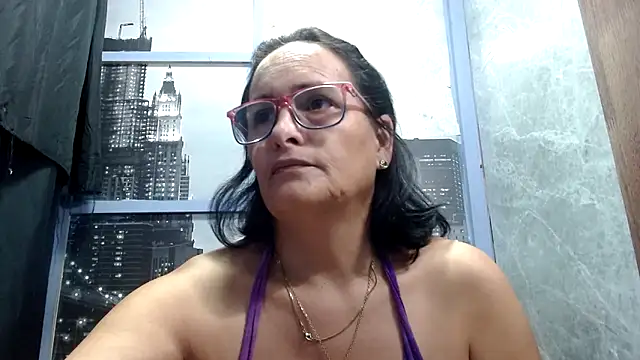 Snapshot of Nastylatinaxxx chatting on 2, 2, 2026 Nastylatinaxxx online show from 2, 2, 2026