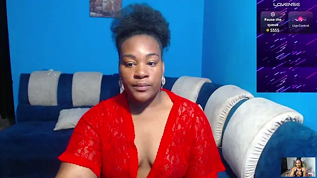 Snapshot of the_pearl199 chatting on 13, 2, 2025 the pearl199 online show from 13, 2, 2025