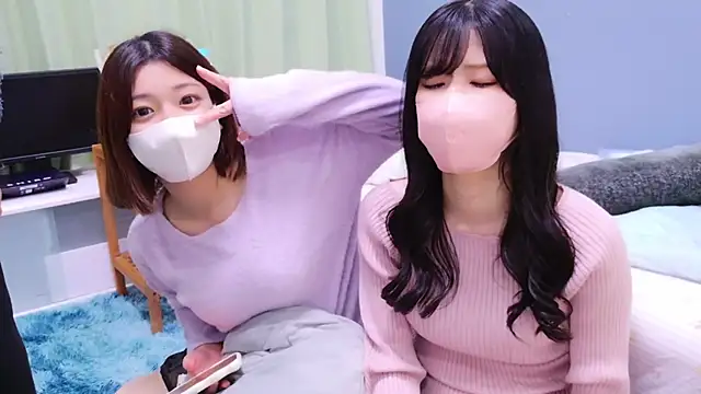 Snapshot of POCARI_SWEAT chatting on 4, 1, 2025 POCARI SWEAT online show from 4, 1, 2025