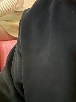 POCARI SWEAT online show from 9, 11, 2025