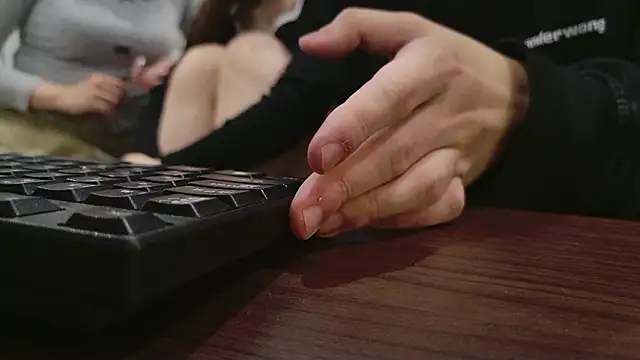 Snapshot of POCARI_SWEAT chatting on 12, 3, 2026 POCARI SWEAT online show from 12, 3, 2026