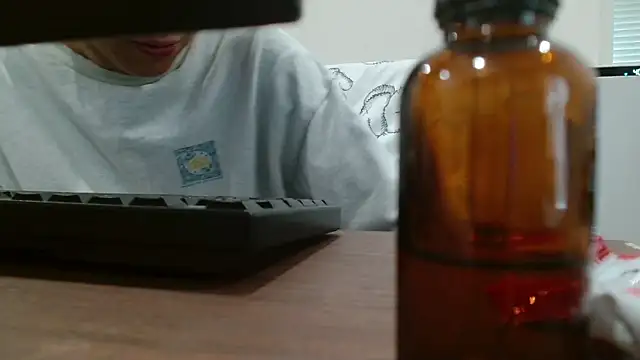 Snapshot of POCARI_SWEAT chatting on 27, 3, 2026 POCARI SWEAT online show from 27, 3, 2026