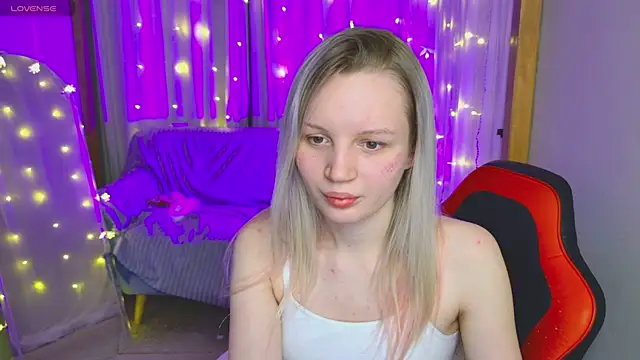 Beatrica Klein online show from 1, 1, 2025