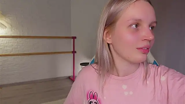 Beatrica Klein online show from 15, 9, 2025