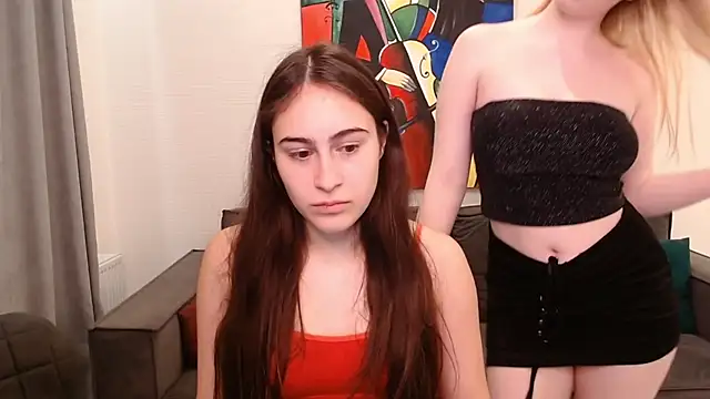 Snapshot of AliceKolltt chatting on 4, 2, 2025 AliceKolltt online show from 4, 2, 2025