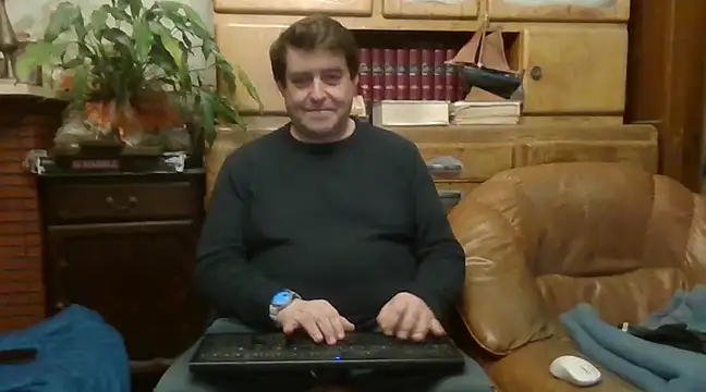 Snapshot of sympatrique chatting on 9, 12, 2024 sympatrique online show from 9, 12, 2024