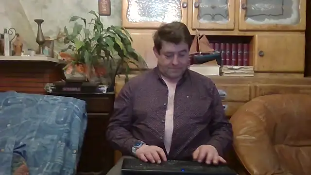 Snapshot of sympatrique chatting on 14, 2, 2025 sympatrique online show from 14, 2, 2025