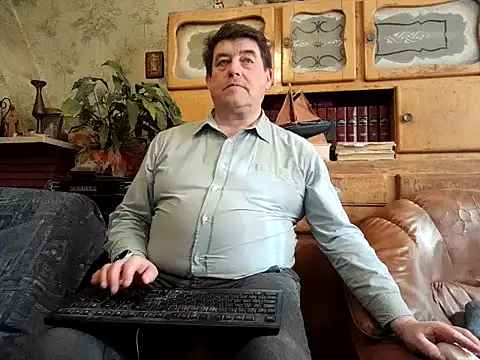 Snapshot of sympatrique chatting on 17, 2, 2025 sympatrique online show from 17, 2, 2025