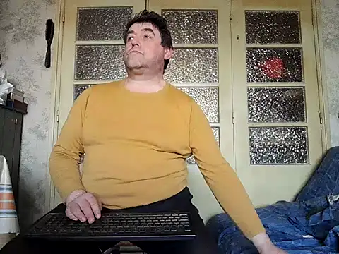 Snapshot of sympatrique chatting on 22, 3, 2025 sympatrique online show from 22, 3, 2025