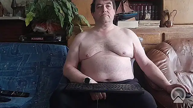 Snapshot of sympatrique chatting on 1, 11, 2025 sympatrique online show from 1, 11, 2025