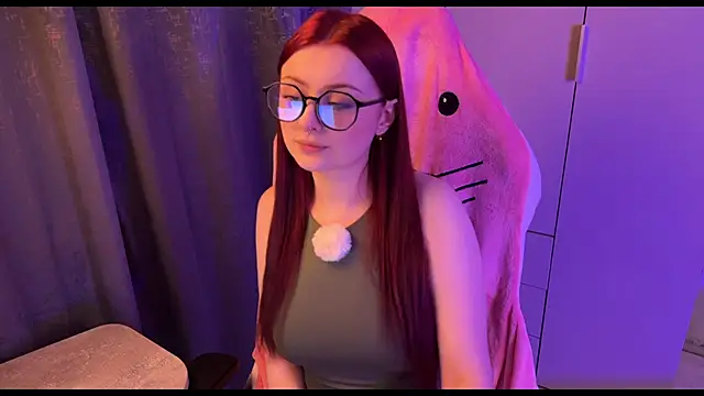 RozieRose online show from 5, 11, 2025