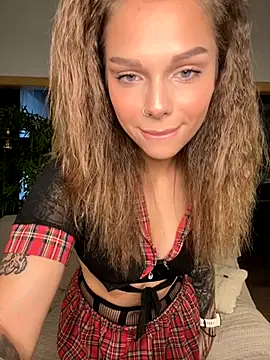 Snapshot of HumbleJess chatting on 1, 11, 2025 HumbleJess online show from 1, 11, 2025