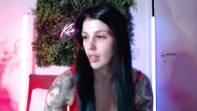 KiraKane1 online show from 14, 2, 2025