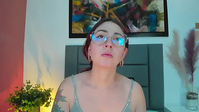 Emilywatsonn online show from 14, 9, 2025