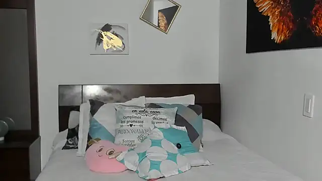 Snapshot of EmilyPeytonn chatting on 15, 1, 2025 EmilyPeytonn online show from 15, 1, 2025
