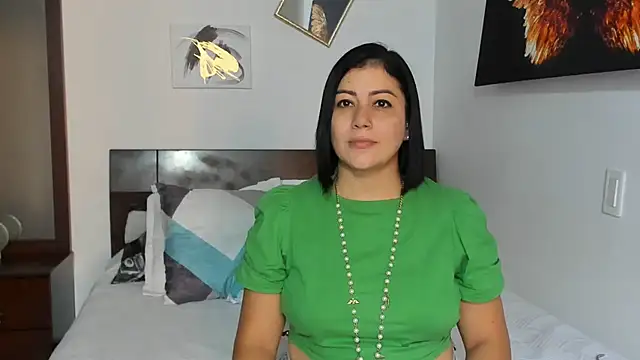 Snapshot of EmilyPeytonn chatting on 15, 1, 2025 EmilyPeytonn online show from 15, 1, 2025