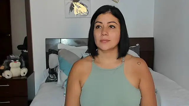 Snapshot of EmilyPeytonn chatting on 22, 1, 2025 EmilyPeytonn online show from 22, 1, 2025
