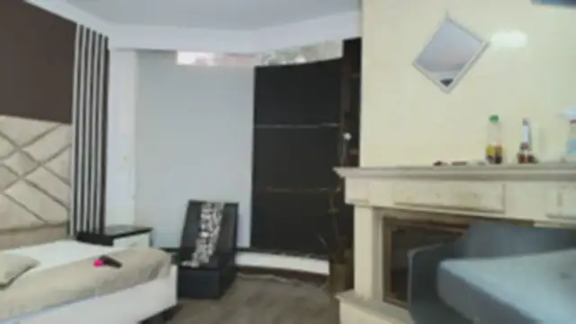 Snapshot of Ambarross chatting on 11, 12, 2024 Ambarross online show from 11, 12, 2024