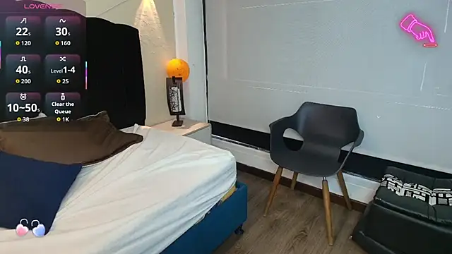 Snapshot of Ambarross chatting on 5, 11, 2025 Ambarross online show from 5, 11, 2025