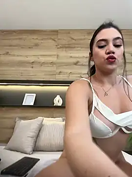 Snapshot of Amelia_Rouse chatting on 17, 1, 2025 Amelia Rouse online show from 17, 1, 2025