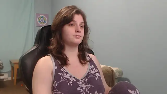 Snapshot of TreeJeanne chatting on 9, 2, 2025 TreeJeanne online show from 9, 2, 2025