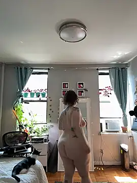 sylviahhh online show from 25, 6, 2026