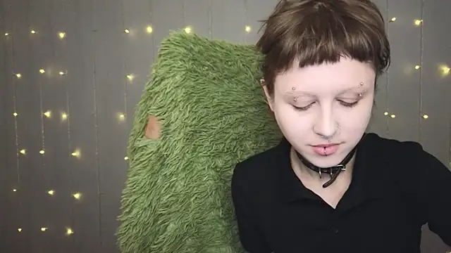 kortny yo online show from 2, 2, 2025