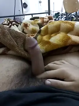 Snapshot of Hot_Boy_2004 chatting on 6, 2, 2025 Hot Boy 2004 online show from 6, 2, 2025