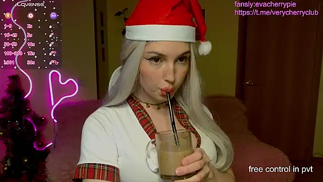 Snapshot of cherry_crushhh chatting on 22, 12, 2024 cherry crushhh online show from 22, 12, 2024