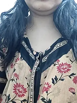 Snapshot of Aaradhya chatting on 18, 3, 2025 Aaradhya online show from 18, 3, 2025