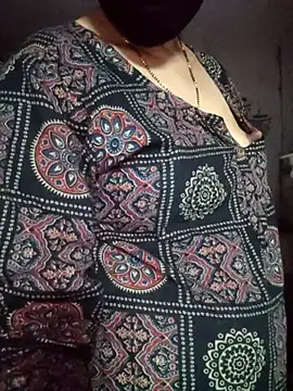 Snapshot of Aaradhya chatting on 9, 3, 2026 Aaradhya online show from 9, 3, 2026