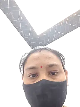 Snapshot of Aaradhya chatting on 2, 4, 2026 Aaradhya online show from 2, 4, 2026