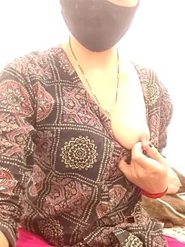 Snapshot of Aaradhya chatting on 5, 4, 2026 Aaradhya online show from 5, 4, 2026