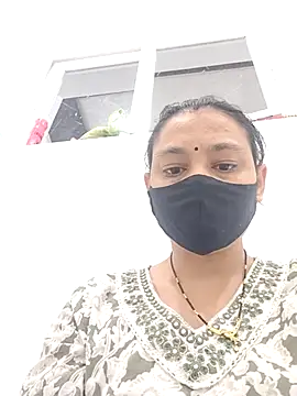 Snapshot of Aaradhya chatting on 12, 4, 2026 Aaradhya online show from 12, 4, 2026