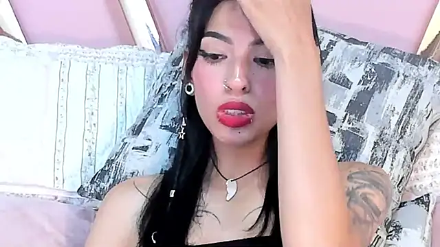 Eva Benely online show from 14, 12, 2024