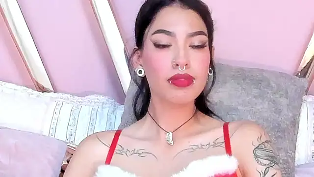 Eva Benely online show from 24, 12, 2024