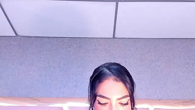 Eva Benely online show from 21, 1, 2025