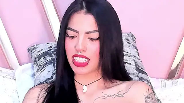 Eva Benely online show from 27, 1, 2025