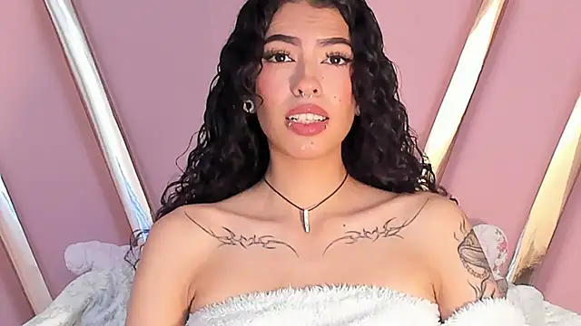 Eva Benely online show from 16, 9, 2025