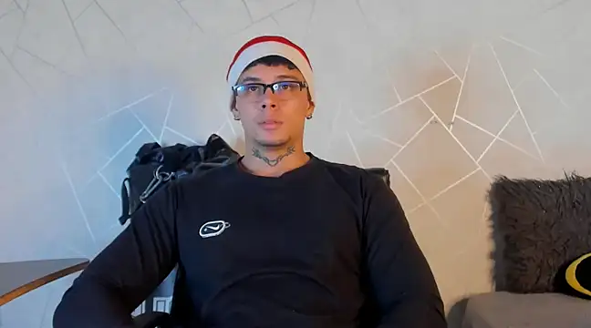 NoahhBrown online show from 24, 12, 2024