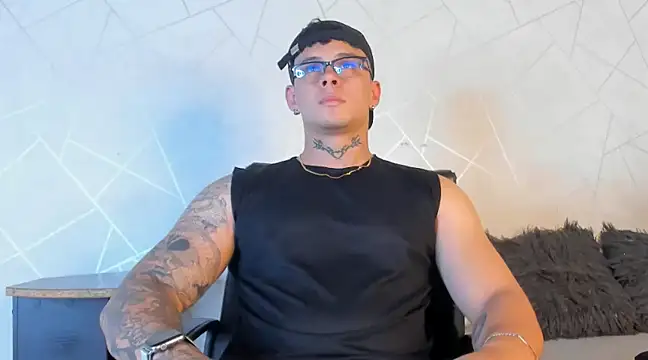 NoahhBrown online show from 9, 1, 2025