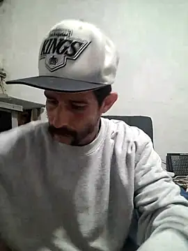 LongDickZee562 online show from 8, 10, 2025