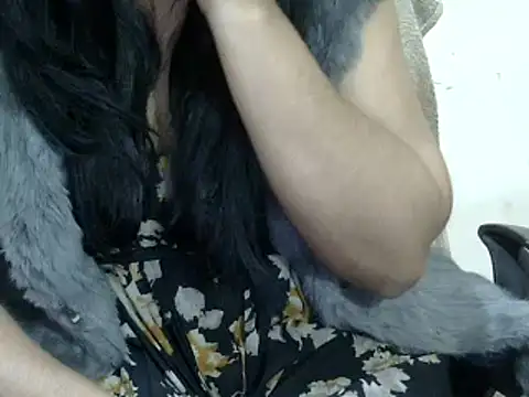 Naughty-Jiya online show from 2, 3, 2025