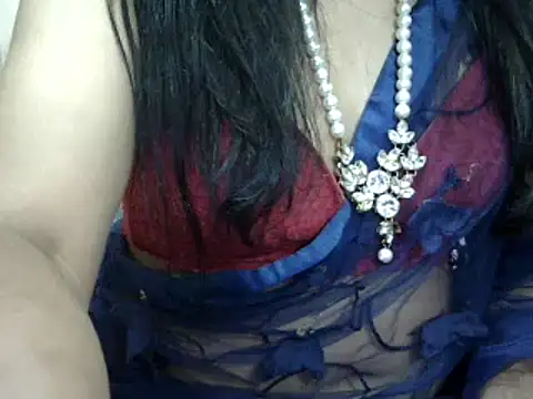 Naughty-Jiya online show from 4, 3, 2025