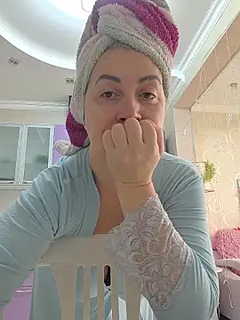 Snapshot of HotJanet chatting on 6, 1, 2026 HotJanet online show from 6, 1, 2026