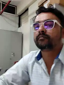 Snapshot of suton1 chatting on 9, 12, 2024 suton1 online show from 9, 12, 2024