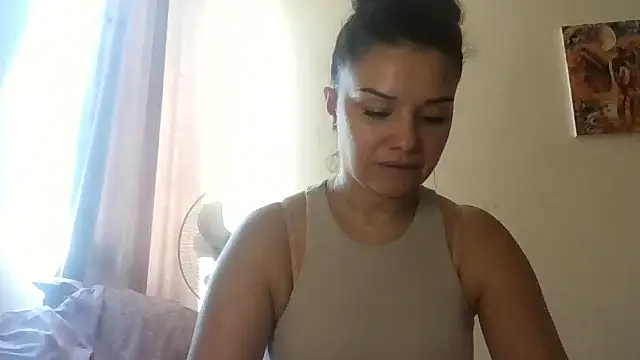 Linusya online show from 8, 10, 2025